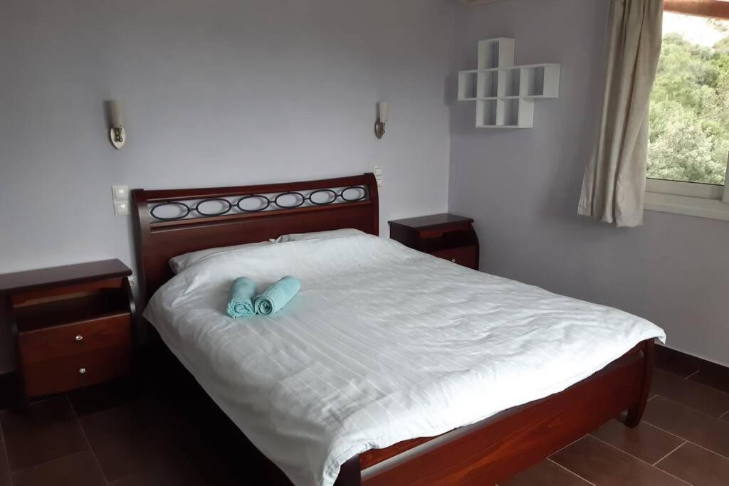 Villa Sunrise With Stunning Views And Private Pool Katokhórion Exterior foto
